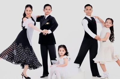 'Đội hình đẹp như mơ' của nhà Khánh Thi - Phan Hiển
