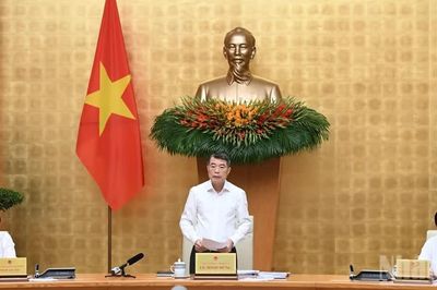 Xác định rõ các động lực tăng trưởng, tháo gỡ triệt để các điểm nghẽn, tạo chuyển biến tích cực hơn nữa