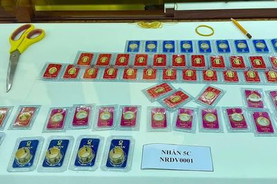 Sáng 3-10, giá vàng giảm 600.000 đồng/lượng