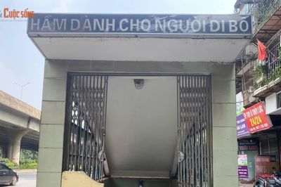 [GALLERY] Thực trạng các hầm đi bộ đầu tư tiền tỷ tại Hà Nội