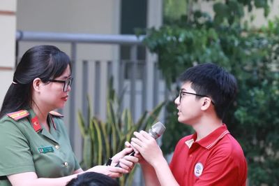 Ngăn chặn từ xa hiểm họa ma túy, thuốc lá điện tử và bạo lực học đường