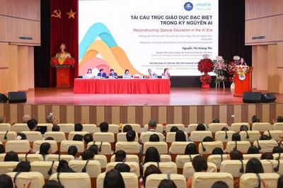 Bảo đảm người khuyết tật có cơ hội phát triển trong giáo dục