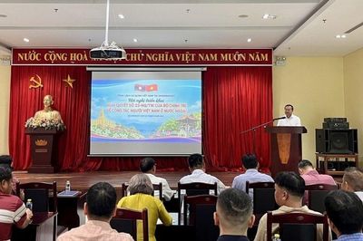 Tổng Lãnh sự quán Việt Nam tại Savannakhet tổ chức Hội nghị quán triệt, triển khai Nghị quyết số 23 về công tác người Việt Nam ở nước ngoài