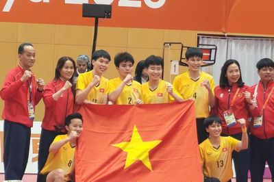 Cầu mây Việt Nam giành Huy chương vàng ASIAD sau trận thắng 'nghẹt thở' trước Thái Lan