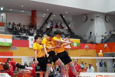 Niềm vui vỡ òa của cô trò cầu mây Việt Nam sau HCV Asiad thứ hai liên tiếp