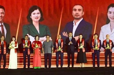 Ấn tượng Top 10 doanh nhân trẻ Thăng Long 2026