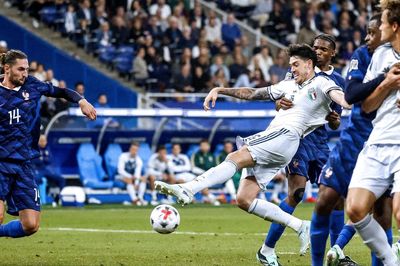 Pháp hòa Italia 1-1: Kẻ 'phá bĩnh' ngày về của Zinedine Zidane