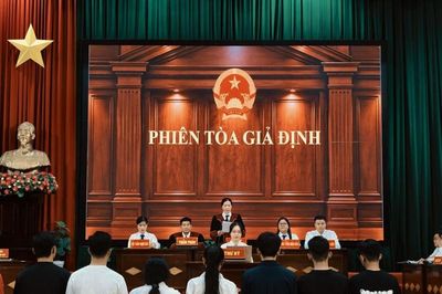 Đổi mới tuyên truyền pháp luật bằng phiên tòa giả định tại Đại học Cần Thơ