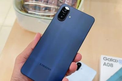 Smartphone chống nước, pin 6000mAh, giá gần 5 triệu đồng tại Việt Nam