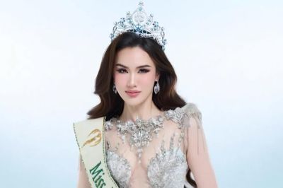 Tước vương miện Miss Earth của Trịnh Mỹ Anh