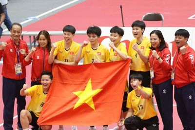Việt Nam thắng Thái Lan, giành HCV cầu mây nữ tại ASIAD 2026