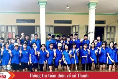 Xung kích trong mưa bão