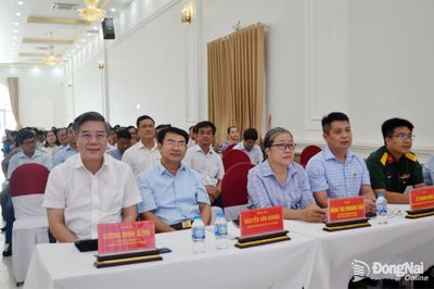 Mỗi đảng viên là đồng bào có đạo là một hạt nhân đoàn kết