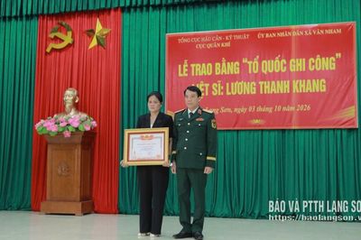 Lễ trao Bằng "Tổ quốc ghi công" liệt sĩ Lương Thanh Khang tại xã Vân Nham