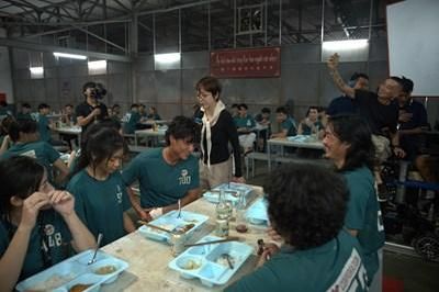 'Trại buôn người': Lời cảnh tỉnh 'Việc nhẹ, lương cao'