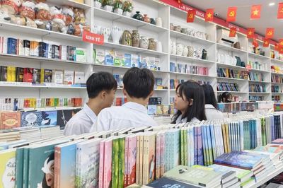 Năm học mới qua gần 1 tháng, học sinh Gia Lai vẫn thiếu sách