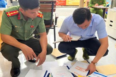 Phát hiện cơ sở photocopy sao chép trái phép 48 sách giáo khoa, giáo trình để bán