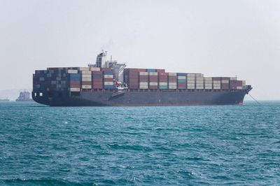 Tàu chở dầu liên tiếp bị tập kích khi đi qua eo biển Hormuz