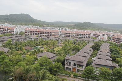 Vì sao dòng tiền đang rời bỏ bất động sản đầu cơ?