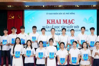Xã Phù Đổng khai mạc Tuần lễ học tập suốt đời và trao thưởng khuyến học, khuyến tài năm 2026