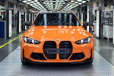 Cận cảnh mẫu xe thể thao BMW M thứ 1 triệu