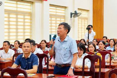 Chuyển tư duy từ tuyên truyền 'nói cái mình có sang nói điều người dân cần'