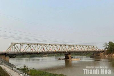 Phác họa sông Mã qua thơ