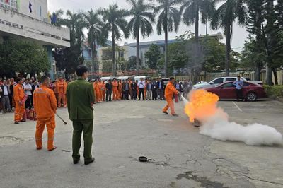 Công ty Điện lực Thanh Hóa chủ động phòng ngừa, nâng cao năng lực PCCC&CNCH