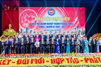 Hiệp hội Doanh nghiệp thành phố Bắc Ninh đón nhận Huân chương Lao động hạng Nhì