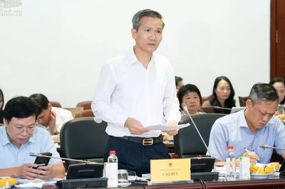 Đề xuất 27-7 hằng năm là ngày nghỉ, hưởng nguyên lương: Bộ Nội vụ nói gì?