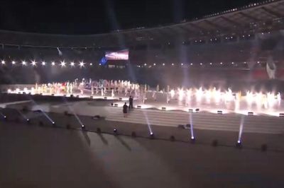 Chờ đợi lễ bế mạc ASIAD 20