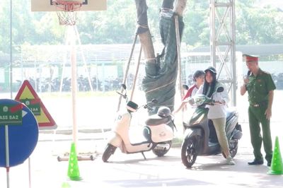 Đến trường an toàn