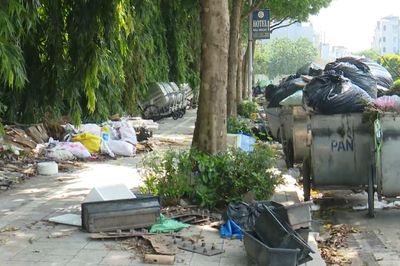 Phường Dương Nội: Bãi rác tự phát ngay điểm chân rác