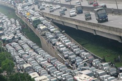 Xóa làn khẩn cấp Vành đai 3 trên cao: Nguy cơ 'tự thắt nút cổ chai', tiềm ẩn nhiều rủi ro an toàn