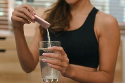 Collagen có cần uống liên tục quanh năm?