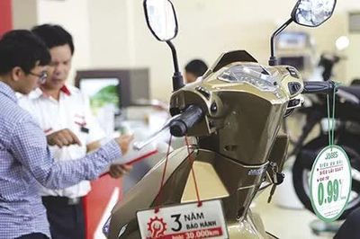 Tín dụng tiêu dùng: Làm sao để tăng trưởng hôm nay không trở thành gánh nặng trong tương lai?