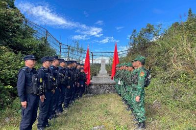 Tăng cường giao lưu, phối hợp quản lý, bảo vệ biên giới