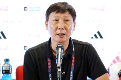 Việt Nam tổn thất lực lượng, ông Kim Sang Sik vẫn đặt mục tiêu hạ Malaysia