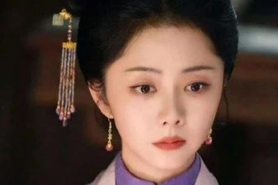 Đàm Tùng Vận bị chê, vì sao phim vẫn lập kỷ lục