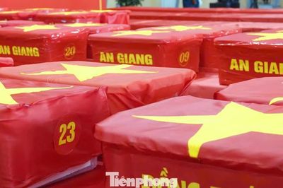 Thêm 15.401 mẫu hài cốt liệt sĩ được bàn giao cho Viện Pháp y Quân đội