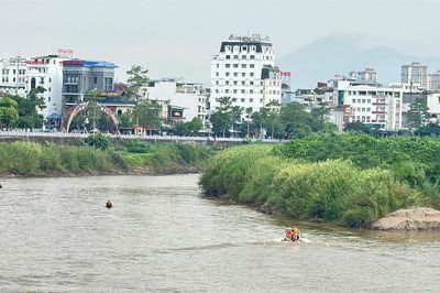 Hé lộ diễn biến vụ kiểm lâm viên mất tích trên sông Hồng