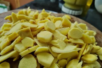 Hai lát gừng sau bữa ăn có giúp dạ dày nhanh rỗng?