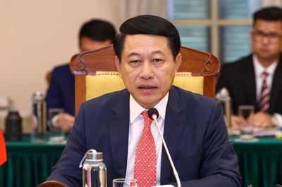 Lãnh đạo Việt Nam chúc mừng tân Thủ tướng, Chủ tịch Quốc hội Lào