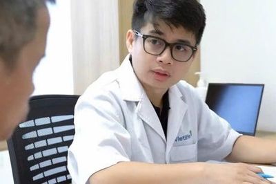 Cứ đau đầu là tiêm bổ não: Bác sĩ nói gì?