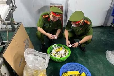 Khởi tố 4 bị can trong vụ sản xuất hàng triệu sản phẩm C sủi giả
