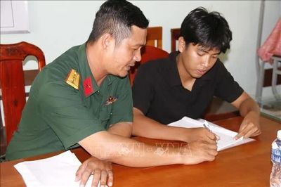 Những lá đơn tự nguyện tiếp nối truyền thống và khát vọng cống hiến