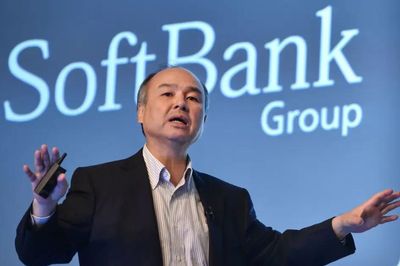 Tỷ phú SoftBank bất ngờ cảnh báo về an toàn AI
