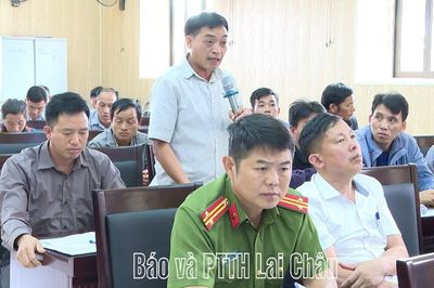 Đoàn đại biểu Quốc hội tỉnh tiếp xúc cử tri xã Tủa Sín Chải