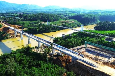 Tăng tốc đưa cầu Bình Thành về đích cuối tháng 10, thay thế cầu treo xuống cấp