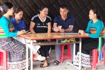 'Bình dân học vụ số' đưa người dân miền núi Thanh Hóa bước vào kỷ nguyên số